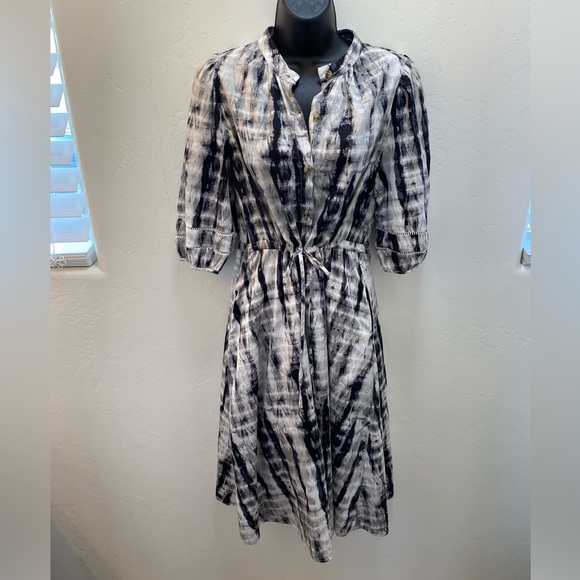 Who What Wear Flowy Tye-Dye Dress Size S - Picture 3 of 11